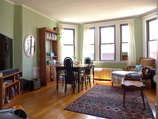 Primary Photo - 97 Colborne Rd