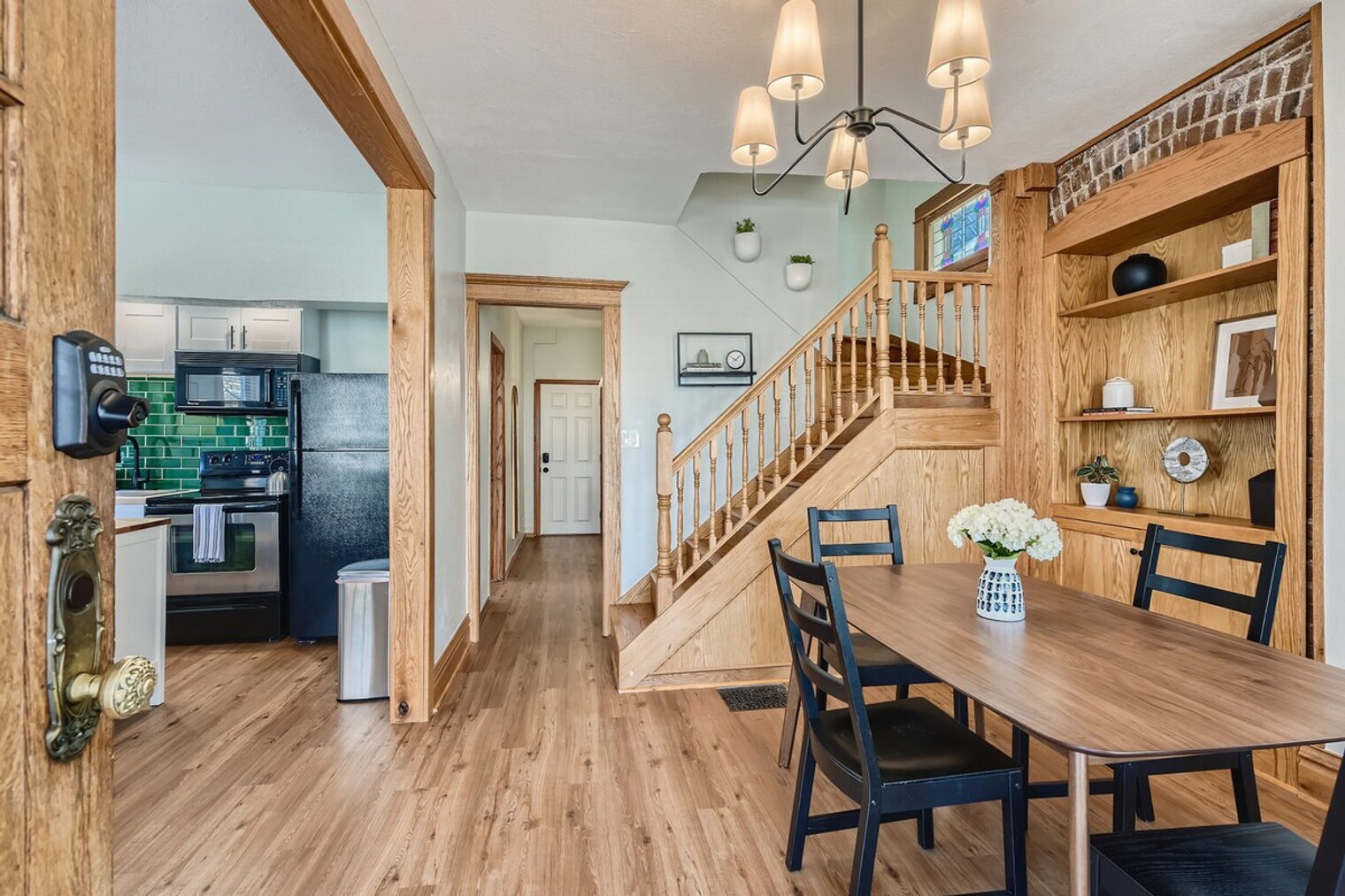 Building Photo - 91 Pearl St