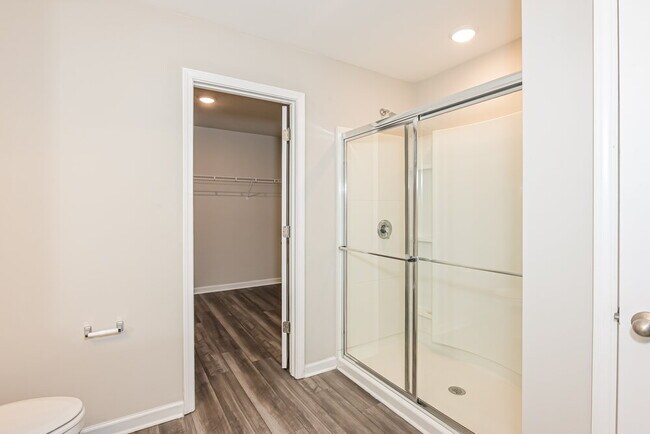 Building Photo - 951 Feldman Chase