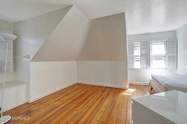 Building Photo - 105 Elberon Ave