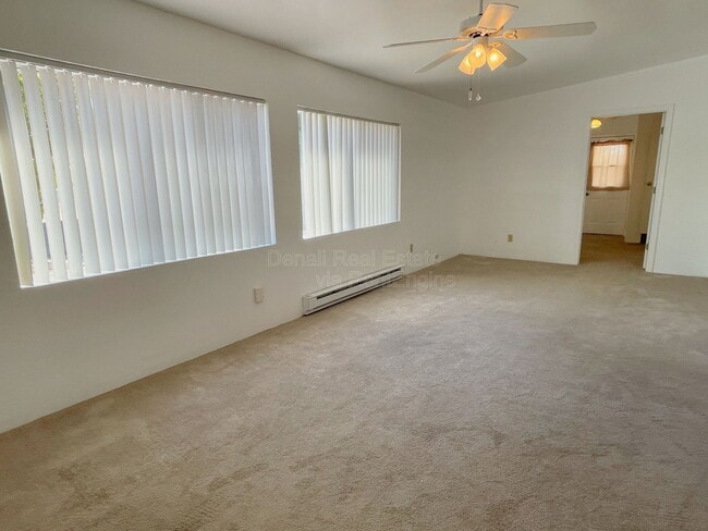 Building Photo - 5709 W Rocking Cir St