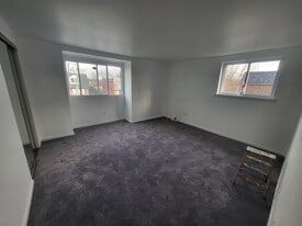 Building Photo - 1246 Rainer Rd