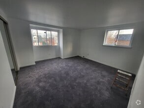 Building Photo - 1246 Rainer Rd