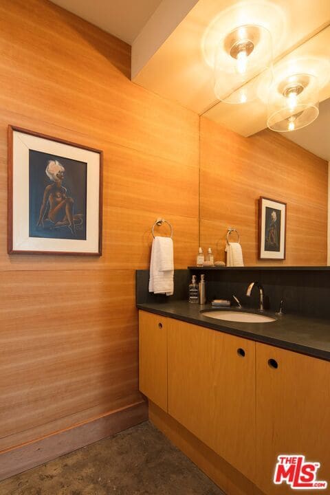 Building Photo - 7500 Devista Dr