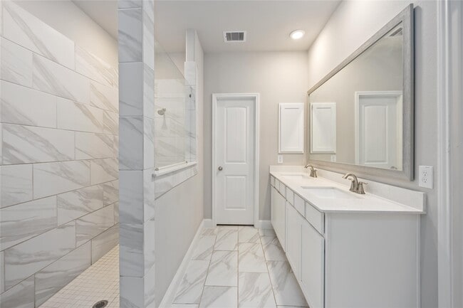 Building Photo - 23731 Ruby Bramble Trail