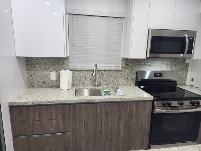 Building Photo - 2217 NW 7th St