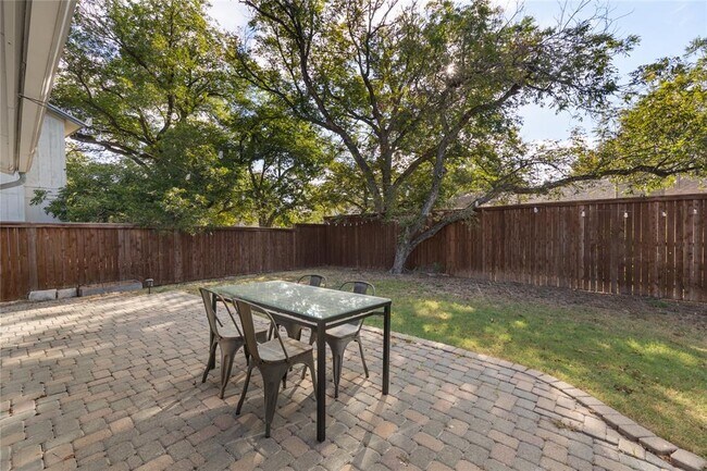 Building Photo - 7505 Burly Oak Cir
