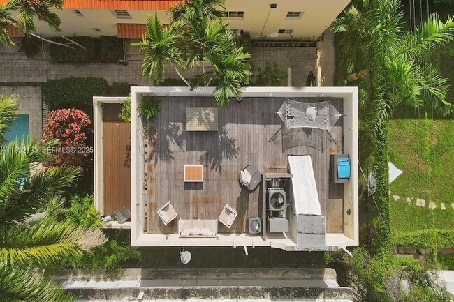 Building Photo - 1512 Pennsylvania Ave