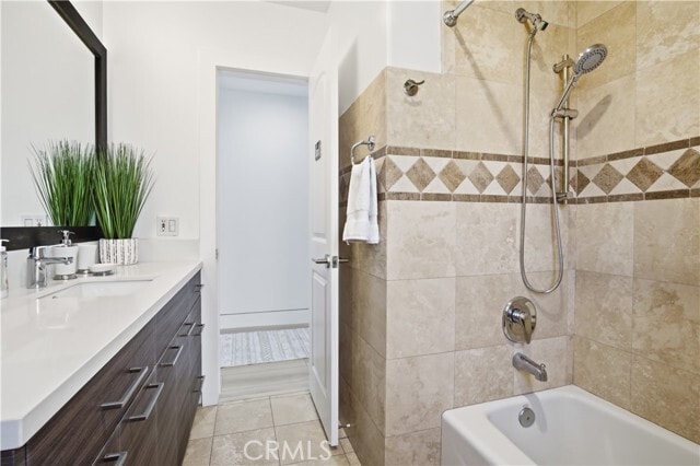 Building Photo - 5209 Avenida Oriente