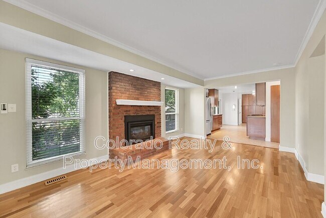 Building Photo - 2430 S Eagle Way