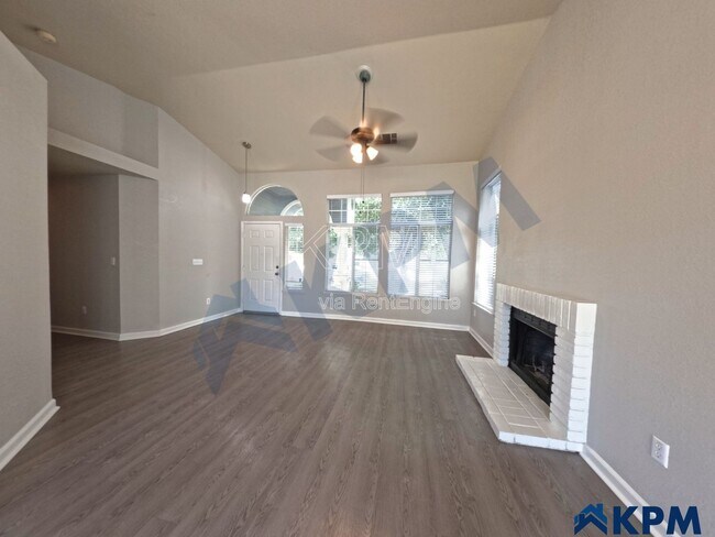 Building Photo - 663 Stoneridge Ct