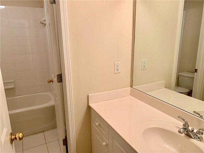 Building Photo - 1303 Creekside Pl SE