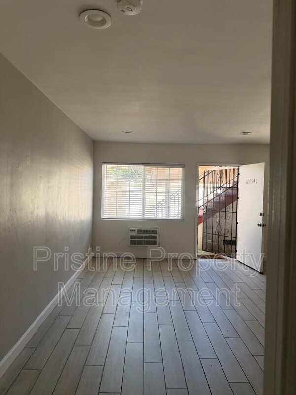 Building Photo - 16439 California St