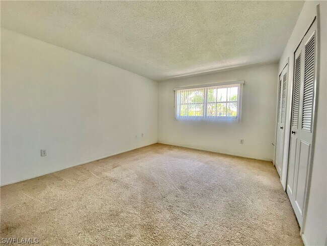 Building Photo - 3704 Broadway-