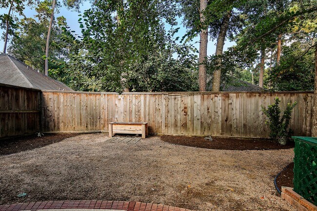 Building Photo - 35 S Avonlea Cir
