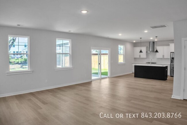 Building Photo - 1051 Old Cypress Run