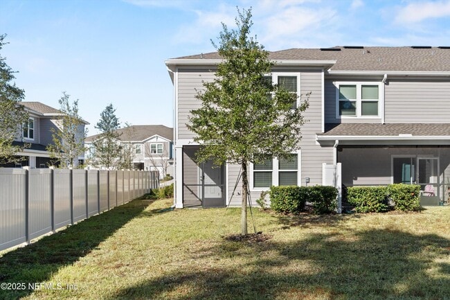 Building Photo - 1180 Beach Dune Dr