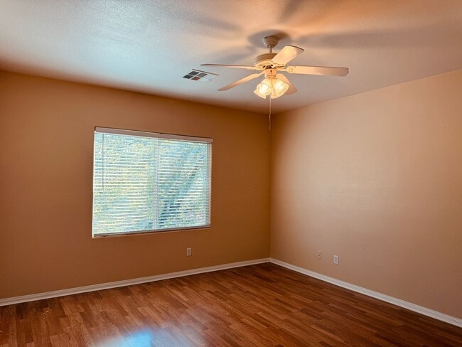 Building Photo - Summerlin Beautiful 3 bedroom Home