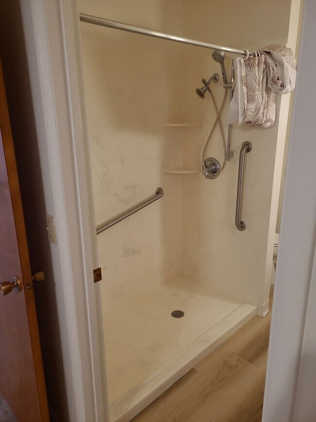 Building Photo - 650 Butler Blvd