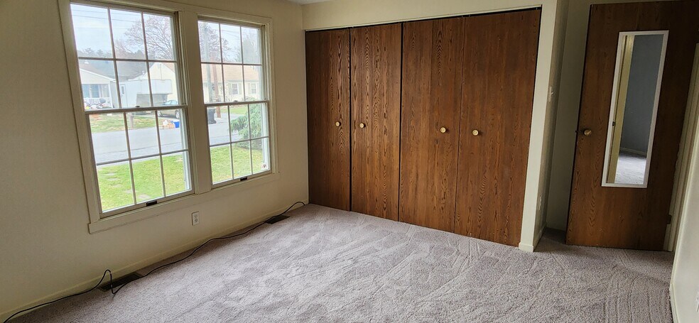 Building Photo - 226 Allison Ave