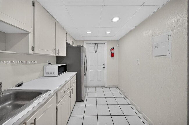 Building Photo - 505 NW 177th St