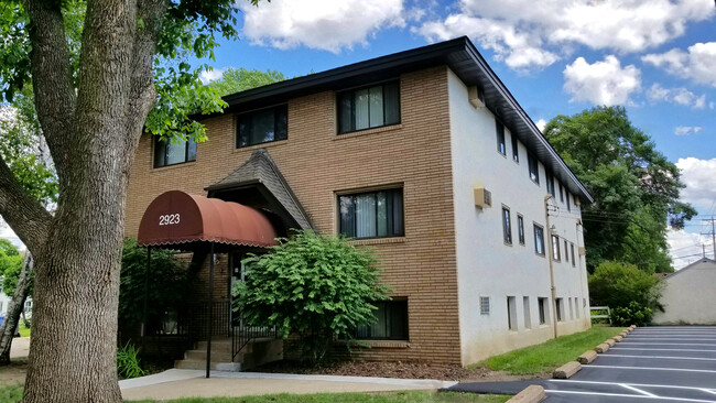 Building Photo - Minnehaha Apartments