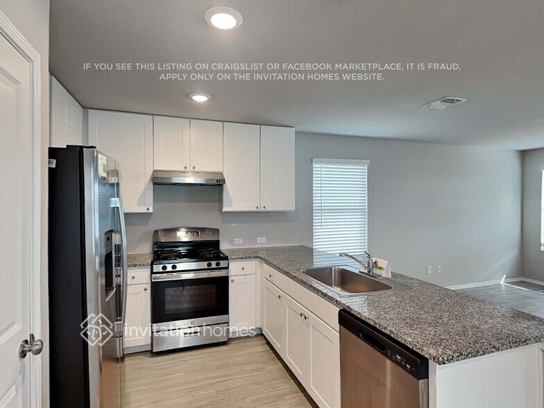 Building Photo - 5437 Verdugos Pl