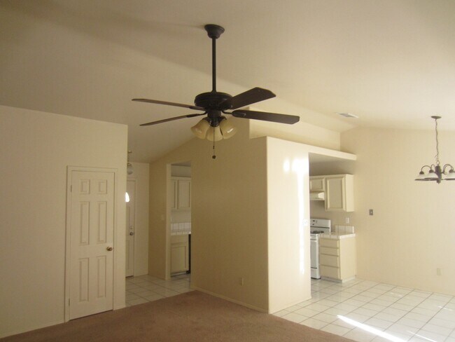 Building Photo - 8915 Mendocino Dr