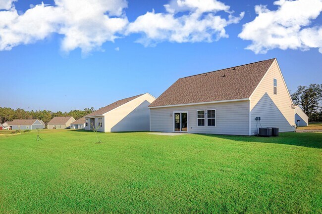 Building Photo - 14180 Sanctuary Trails Dr