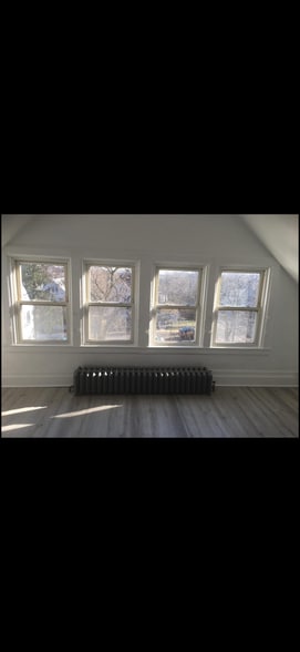 Building Photo - 357 Bedford Ave