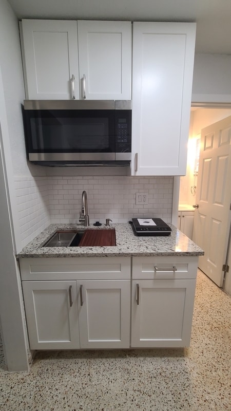 Building Photo - 719 20th Ave S