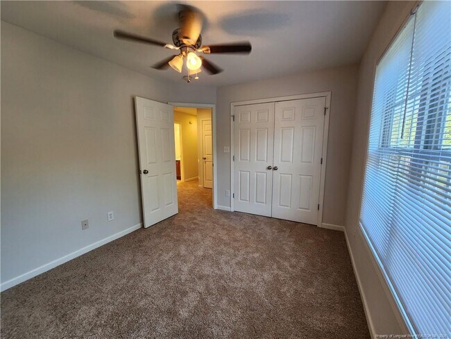 Building Photo - 2305 Gray Goose Loop