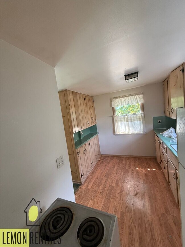 Building Photo - Lemon Rentals, 1bd, 1bath