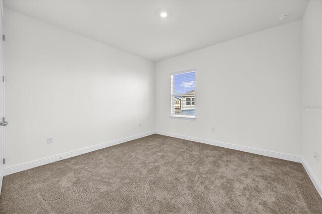 Building Photo - 10270 Pearson Ave