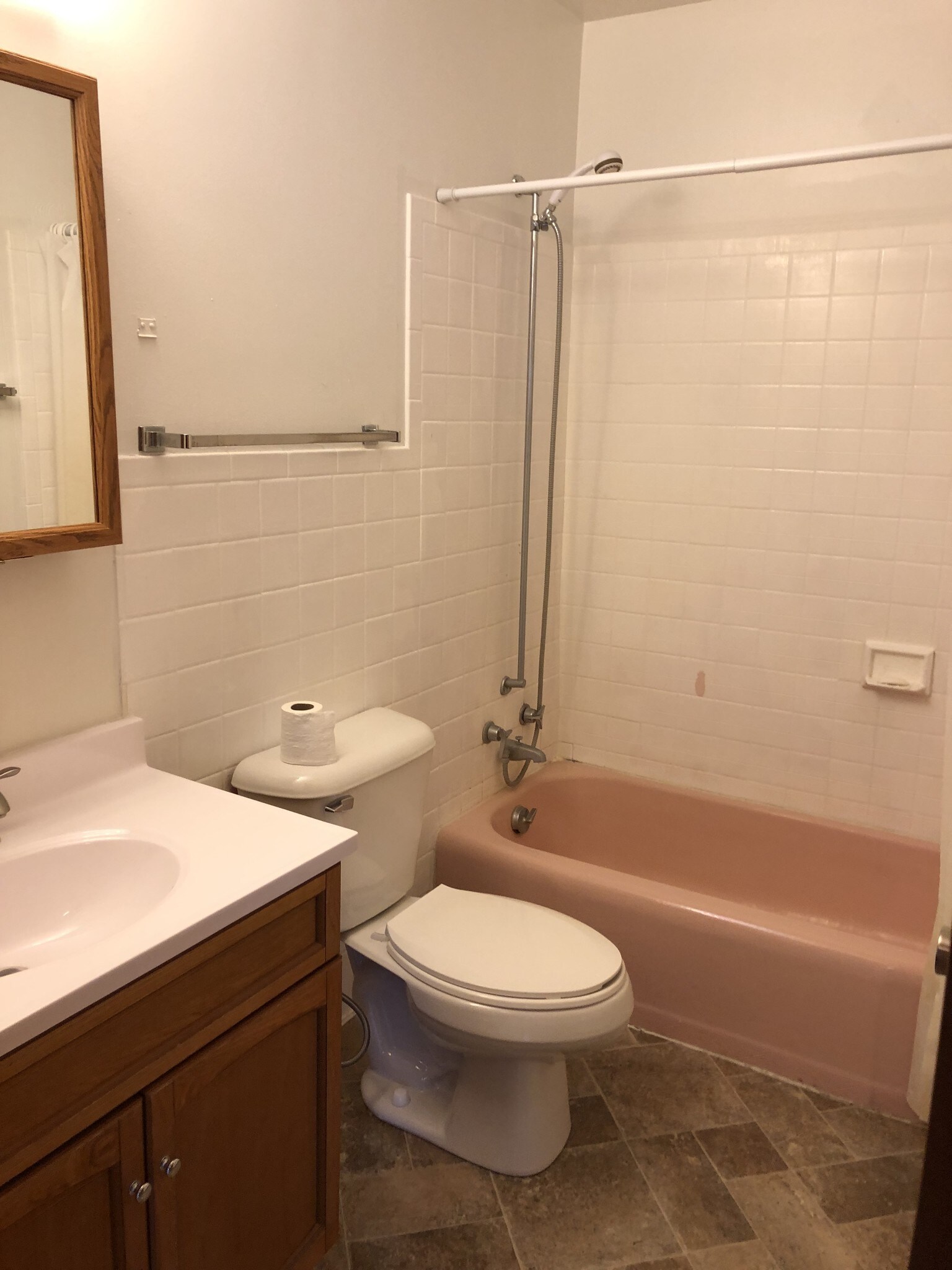 Building Photo - 504 E Main St