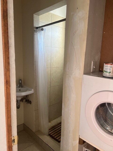 Bathroom/Dryer - 30413 E Sunset Dr S