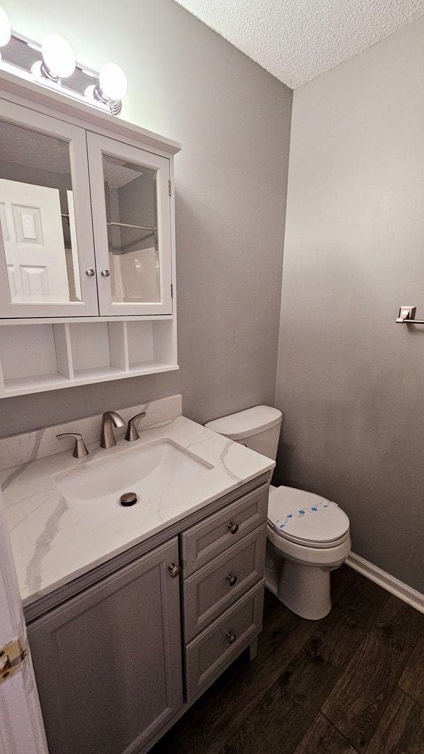 Building Photo - 4 BR 2 BA Southwest