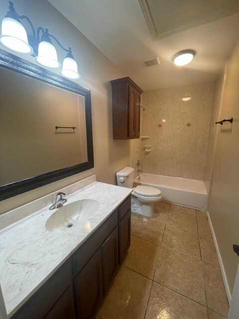 Building Photo - 3303 W Solera Rd