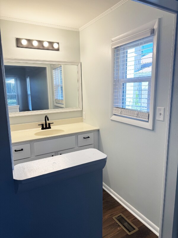 Building Photo - 599 Moriston Rd