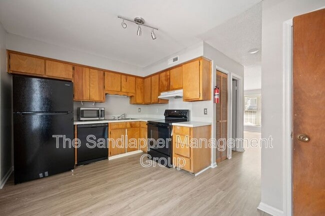 Building Photo - 3614 Peppertree Ln