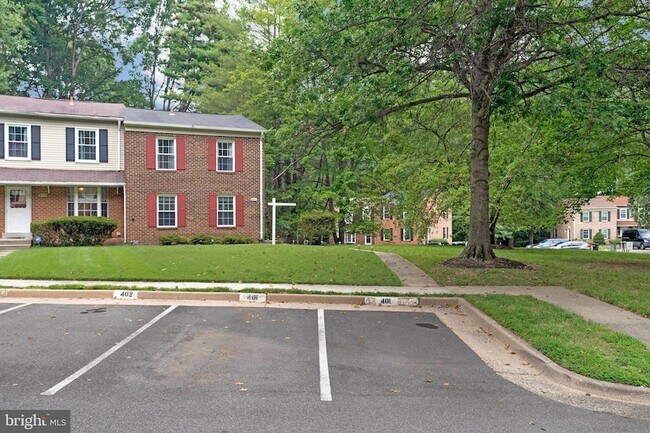 Building Photo - 6401 Old Scotts Ct