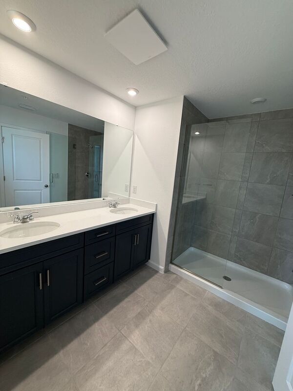 Building Photo - 4196 Sadler Rd