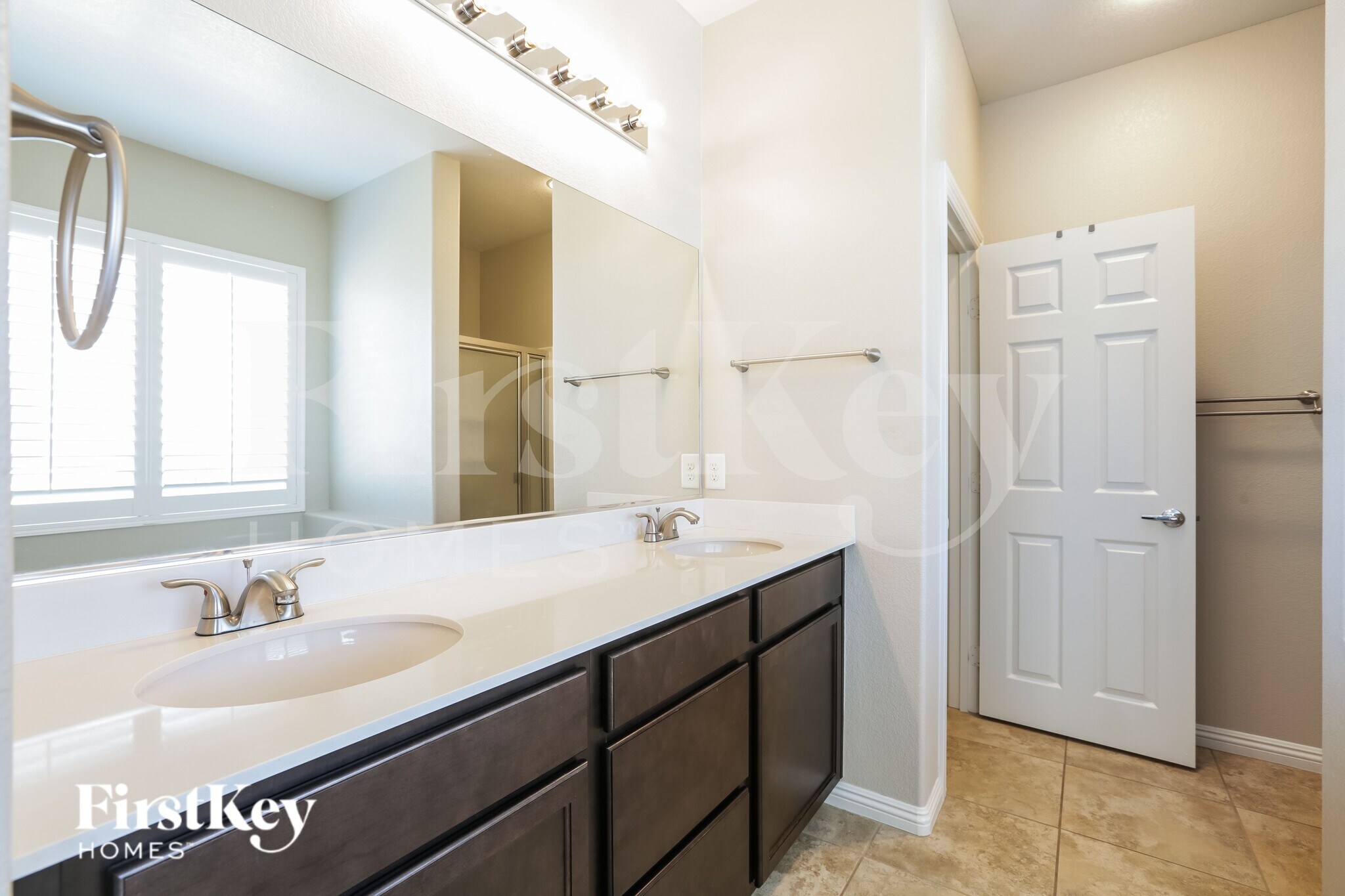 Building Photo - 1134 Aubrey Springs Ave