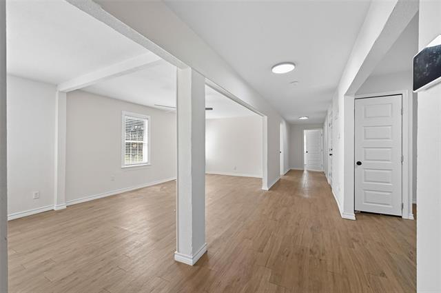 Building Photo - 622 S Charles St