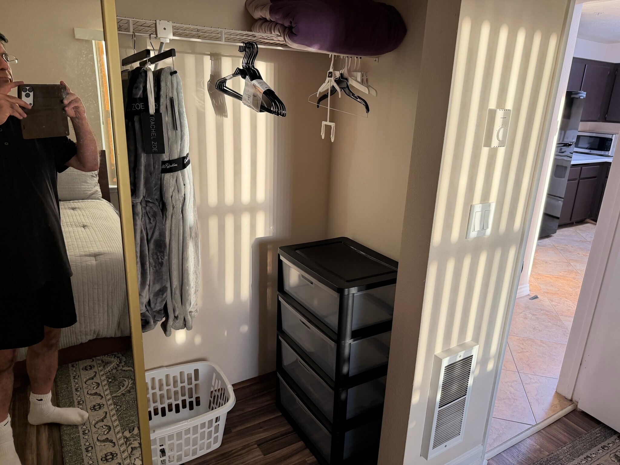 Building Photo - 8889 Caminito Plaza Centro