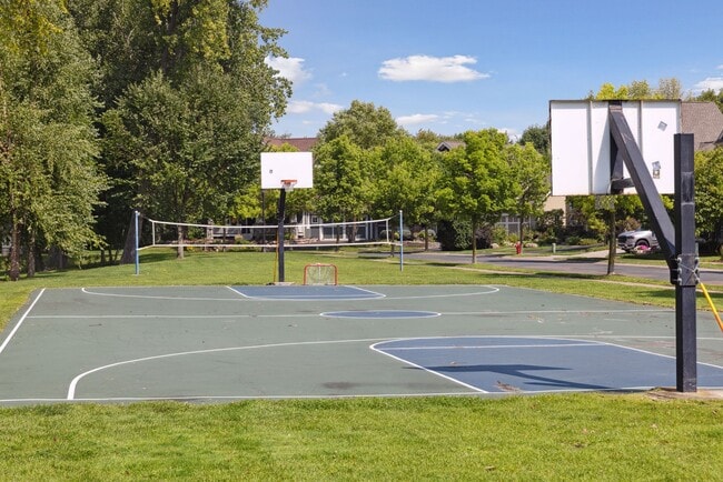 Building Photo - 4665 Victor Path