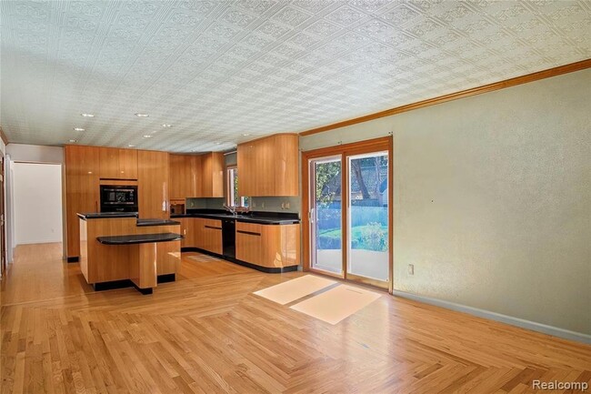 Building Photo - 1777 Fairway Dr
