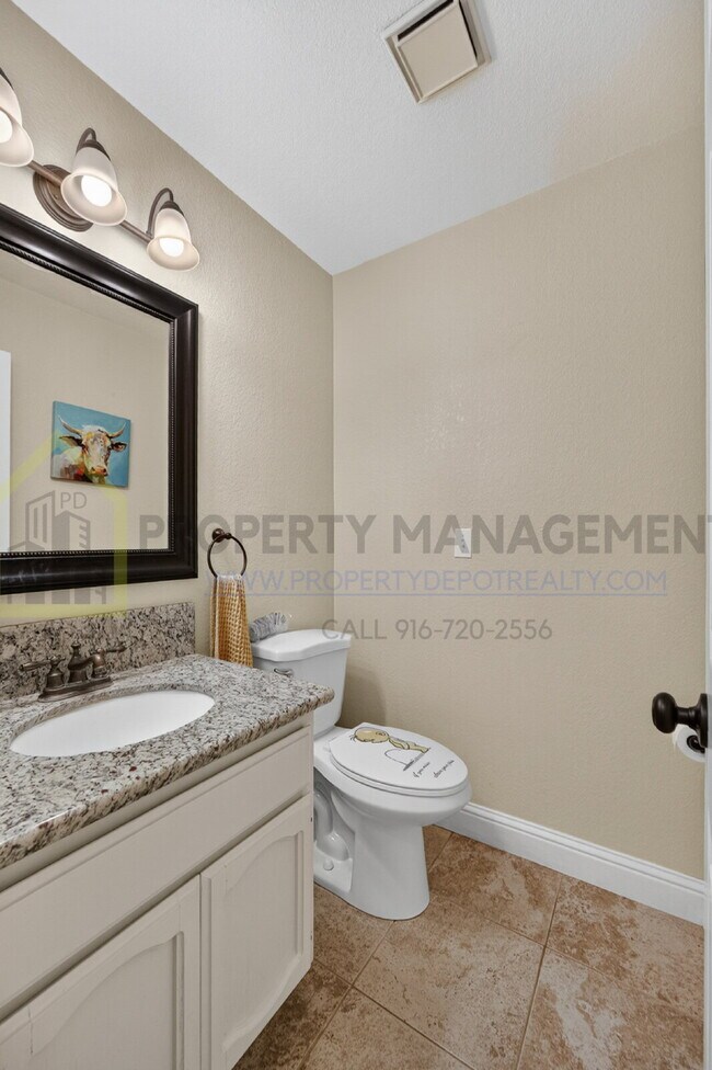 Building Photo - Spacious 4-Bedroom Retreat with 2.5 Baths