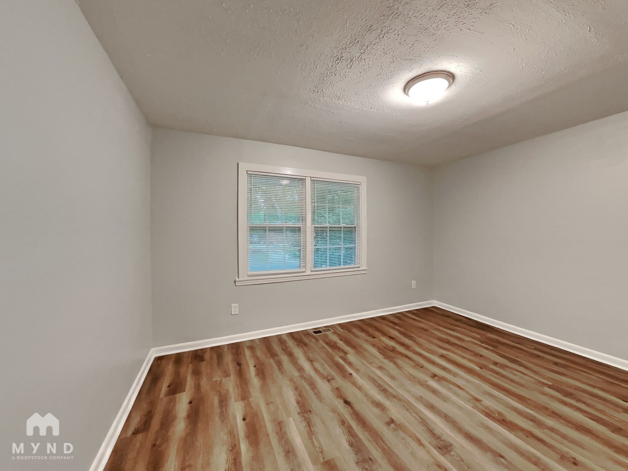 Building Photo - 1125 Curtis Dr