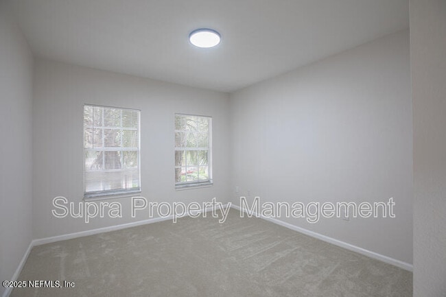 Building Photo - 10075 Gate Pkwy